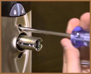 City Locksmith Shop Minneapolis, MN 612-568-1052 - 14-new-lock-installation