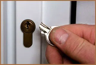 City Locksmith Shop Minneapolis, MN 612-568-1052 - 5-broken-key